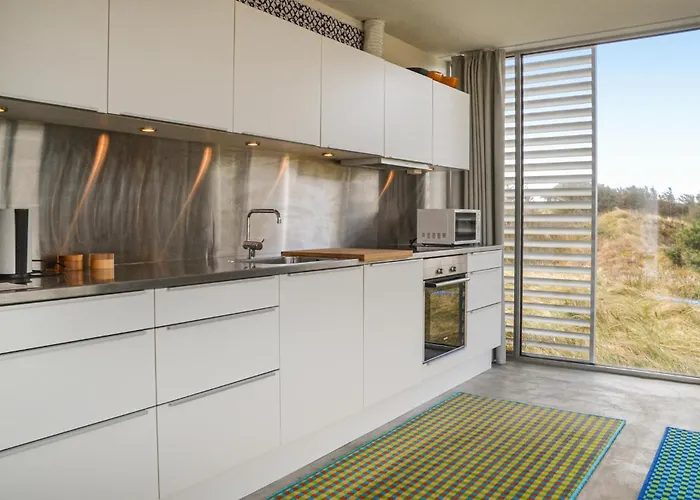 Feriehus With Patio Iv Oksbøl