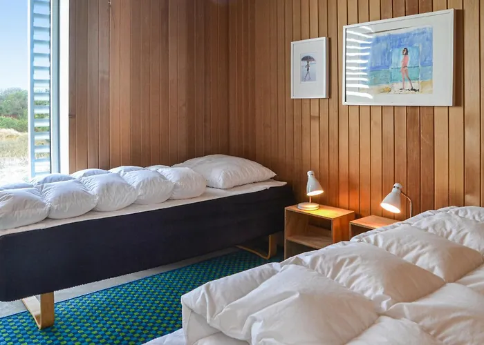 Feriehus With Patio Iv