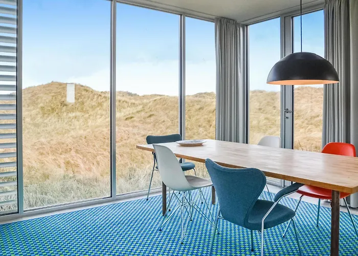 With Patio Iv Feriehus *