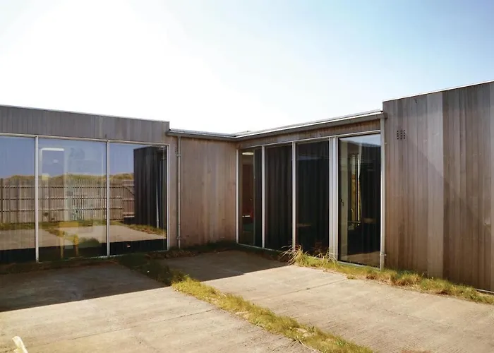 Feriehus With Patio Iv Oksbøl